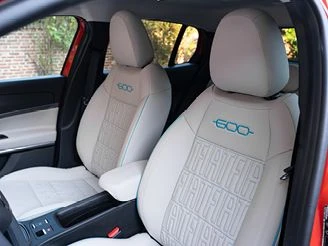 625f54fb-44ed-470c-97d8-5c6db708196f